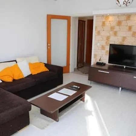 Appartement Deluxe Toni - One Bedroom With Balcony