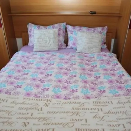 Appartement Deluxe Toni - One Bedroom With Balcony *